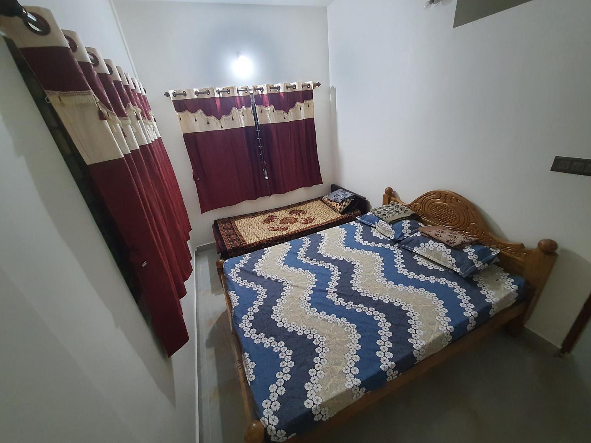 Jk Homestay Mysore Luaran gambar